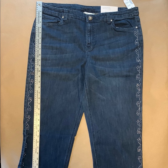 Embellished Blue Denim Capris - Picture 7 of 14